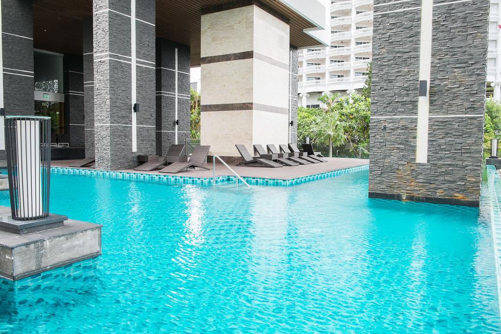 Wong Amat Tower By Peter Lägenhet Pattaya Exteriör bild